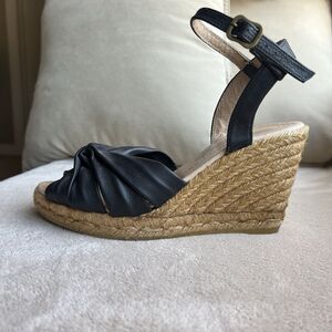 ERIC MICHAEL Gabriella Destiny Black Leather Wedge Sandal Women EU 37 US 6.5‎